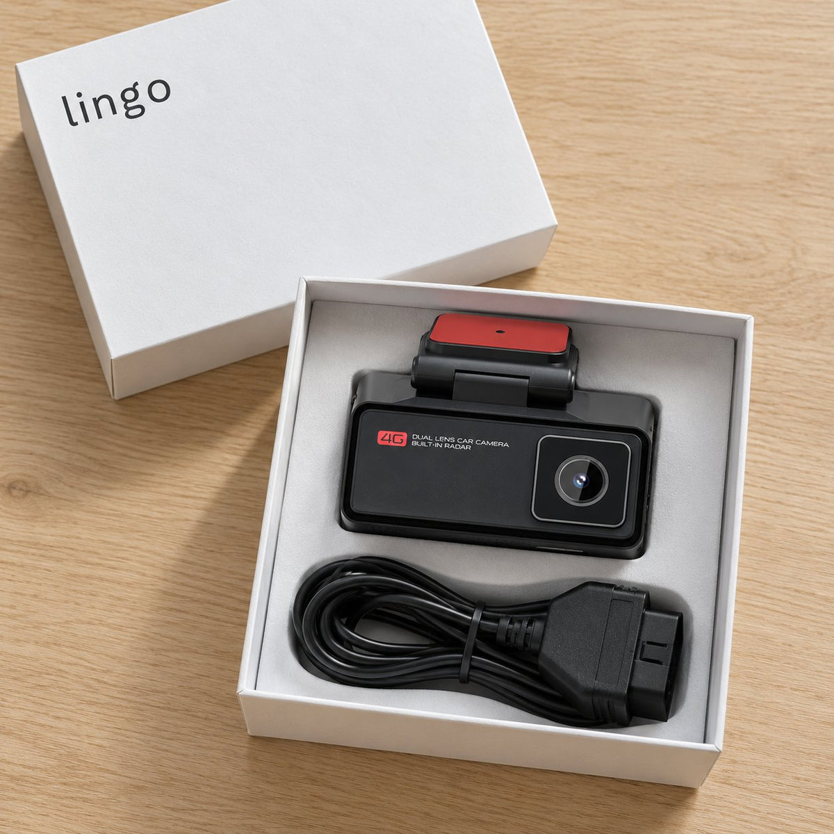 What's in the box: the 4G car camera and its OBD power cable