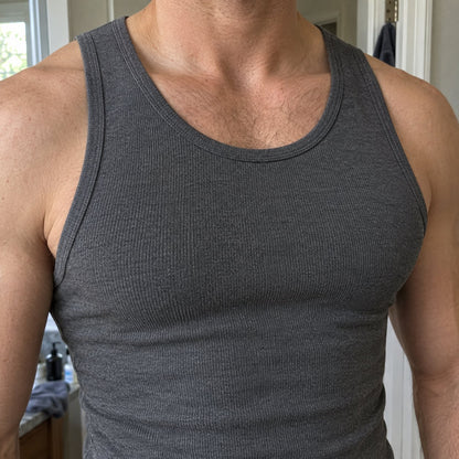 Close-up of the grey tank: the round neckline lies flat