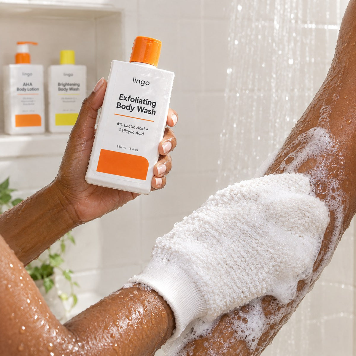 The exfoliating wash on the mitt