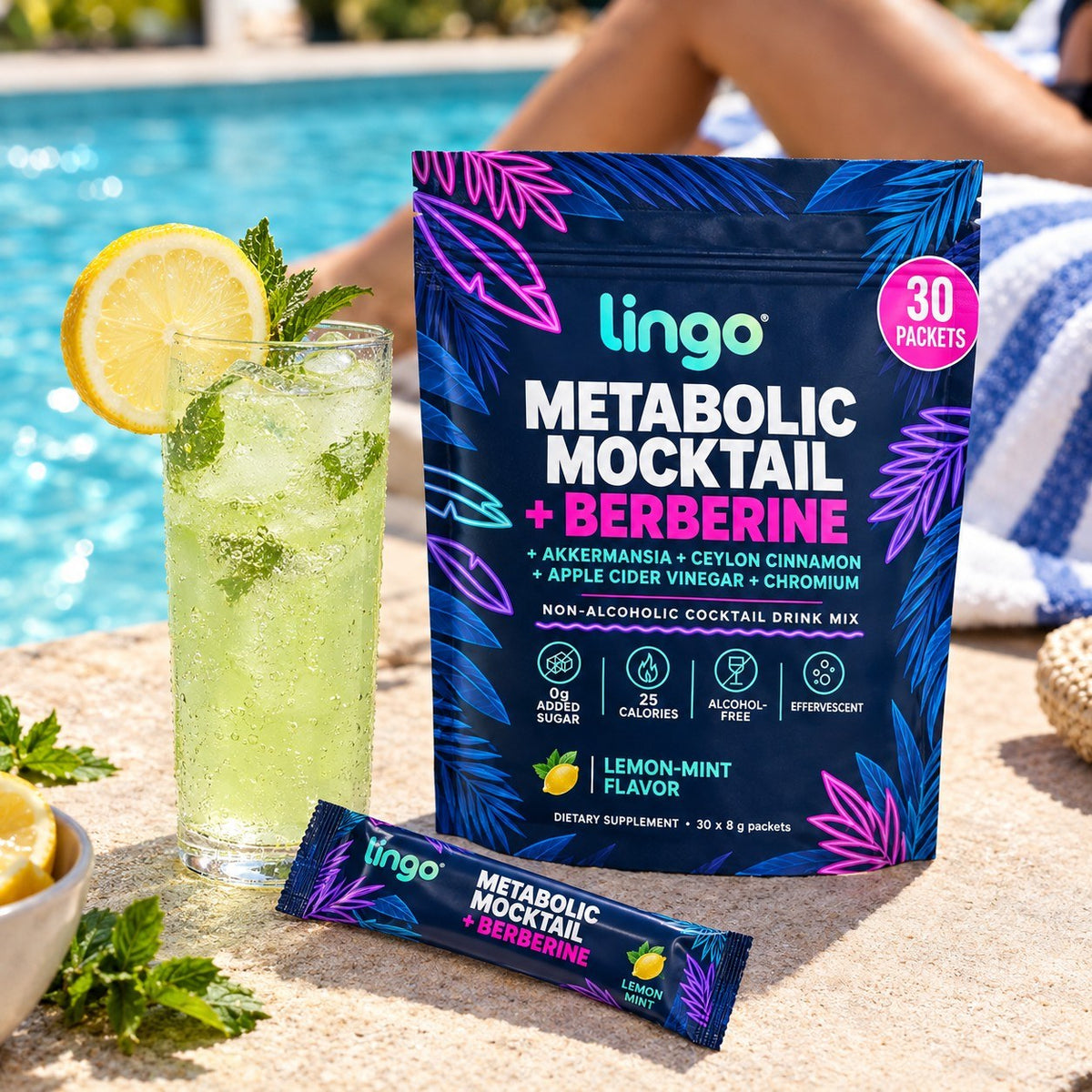 A mocktail by the pool